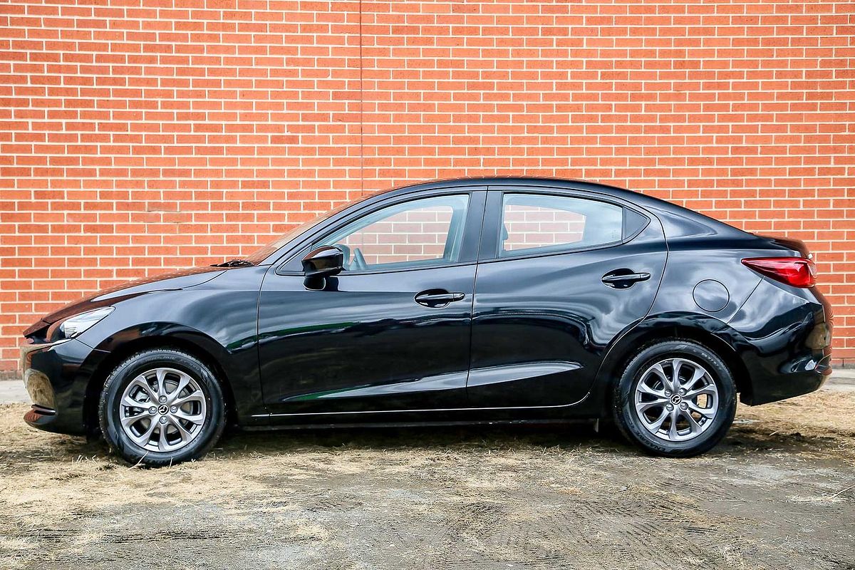 2022 Mazda 2 G15 Pure DL Series