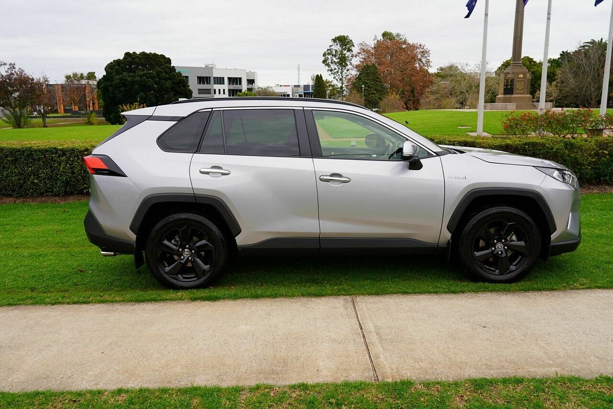 2020 Toyota RAV4 Cruiser (AWD) Hybrid Axah54R