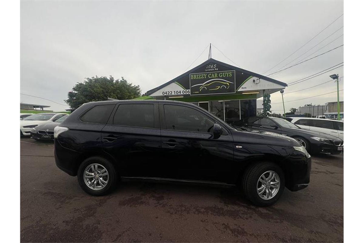 2013 Mitsubishi OUTLANDER ES (4x4) ZJ