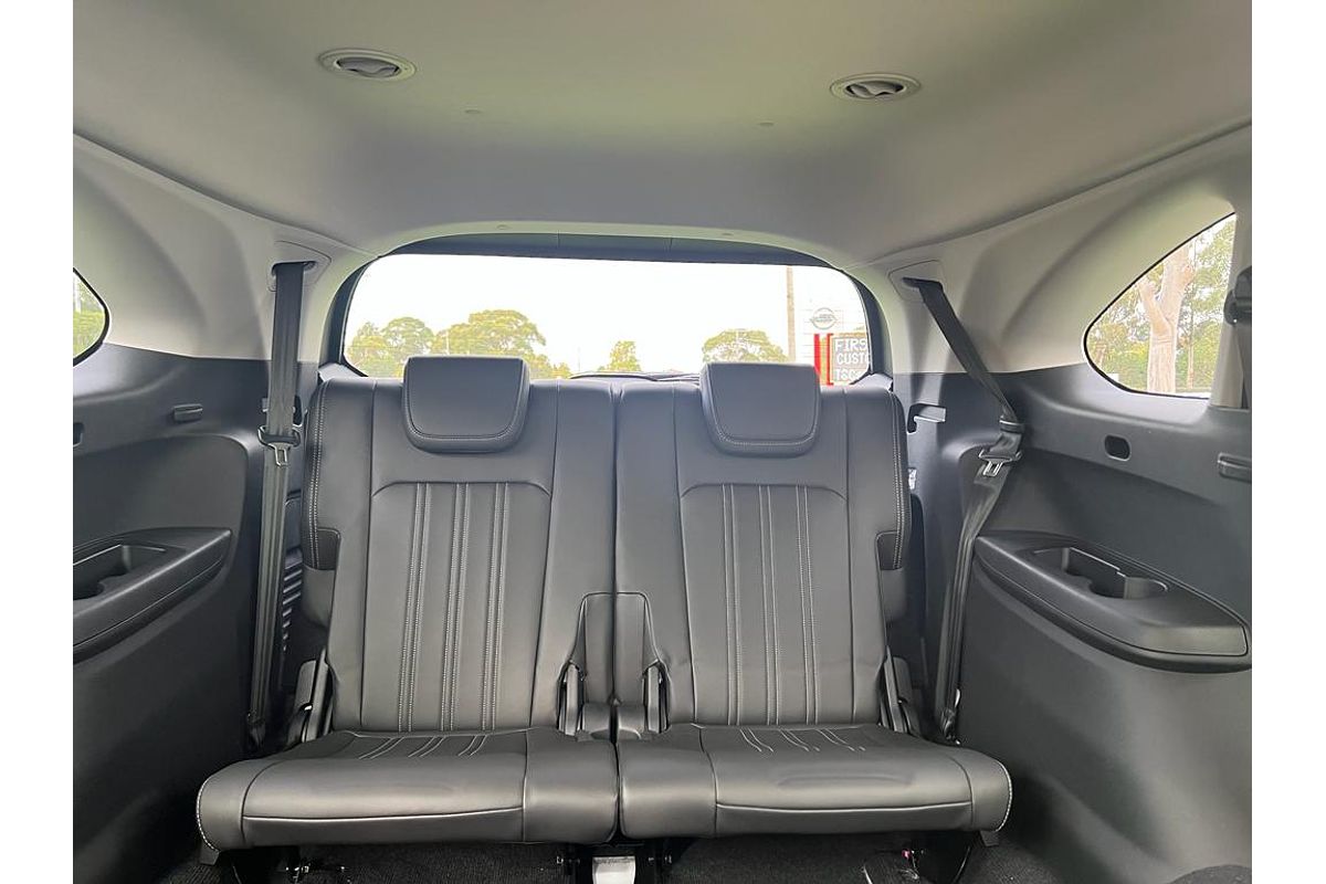 2024 Isuzu MU-X LS-T