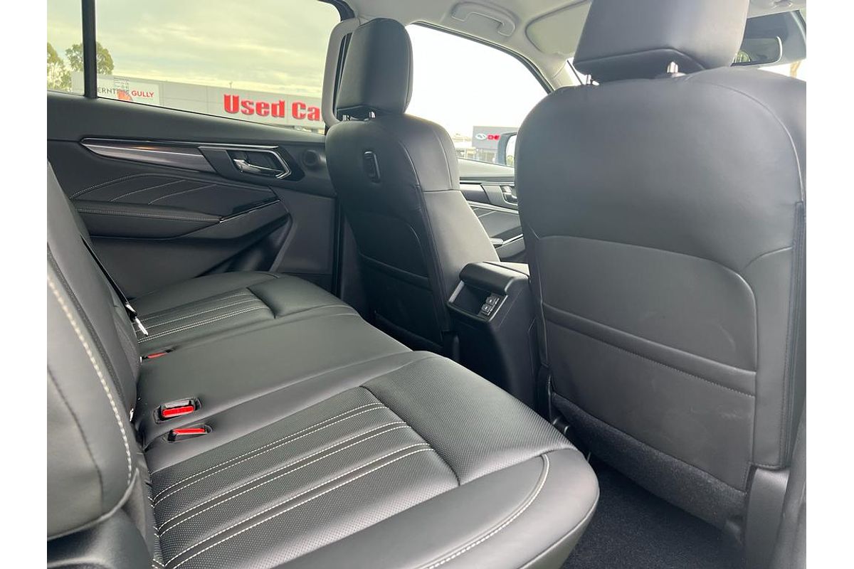 2024 Isuzu MU-X LS-T