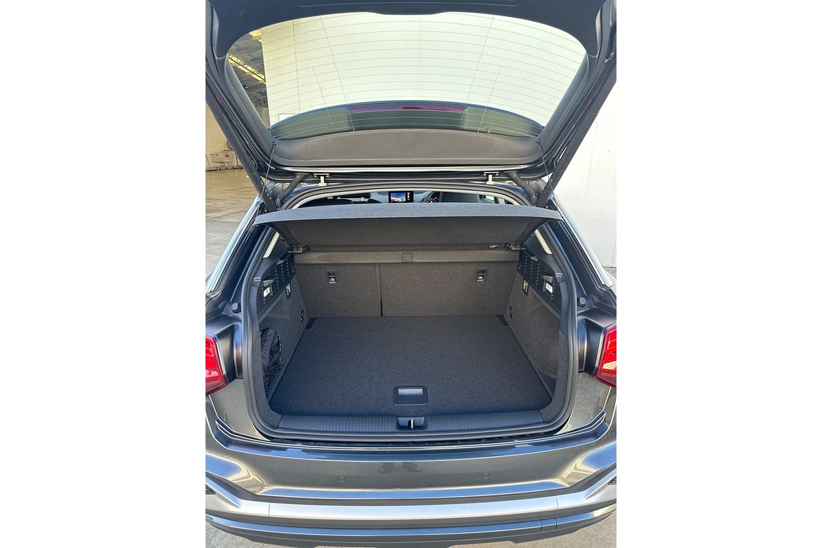 2024 Audi Q2 40 TFSI S line GA