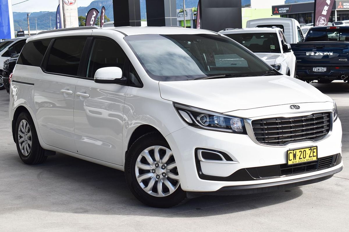 SOLD 2019 Kia Carnival S in White Used People Mover Albion Park