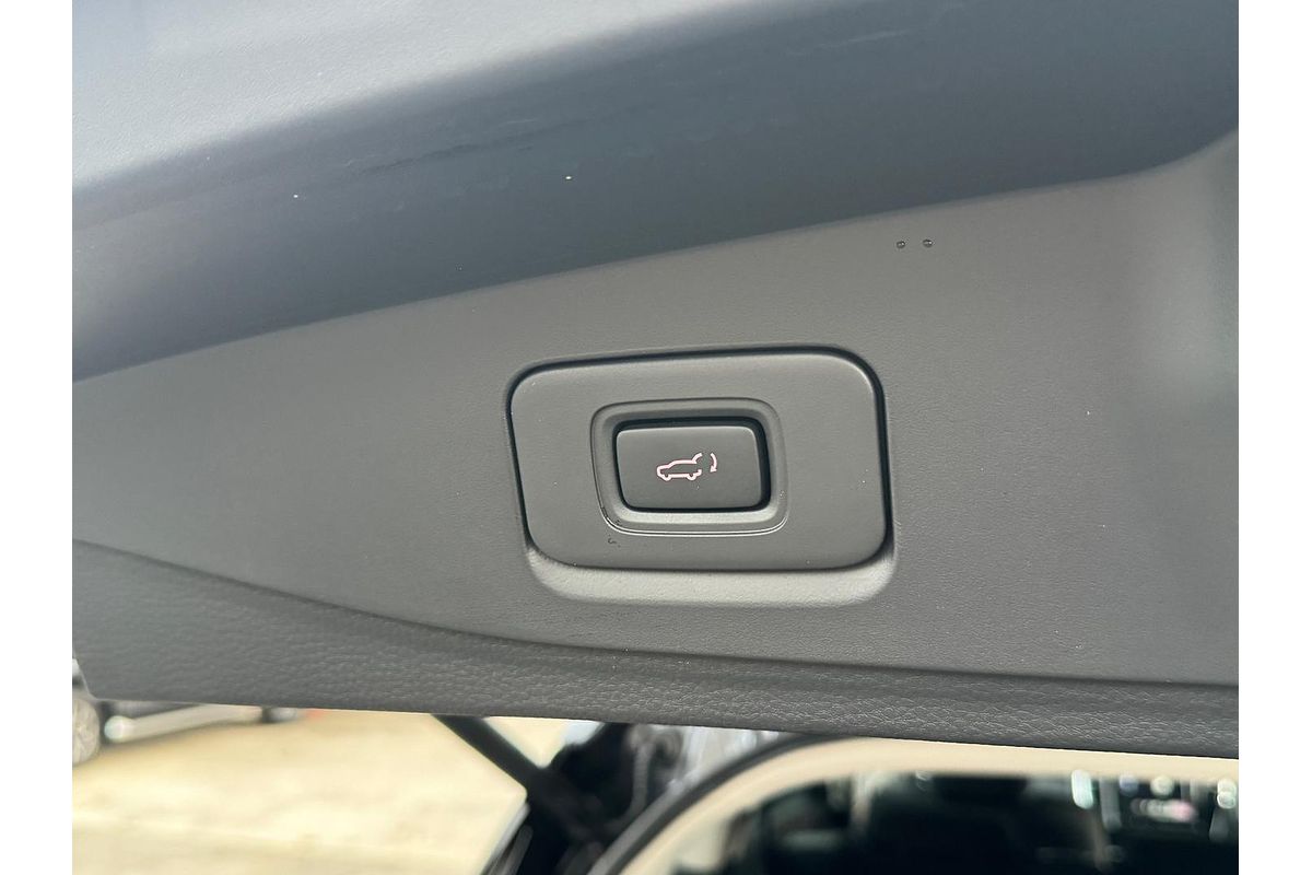 2024 Isuzu MU-X LS-U
