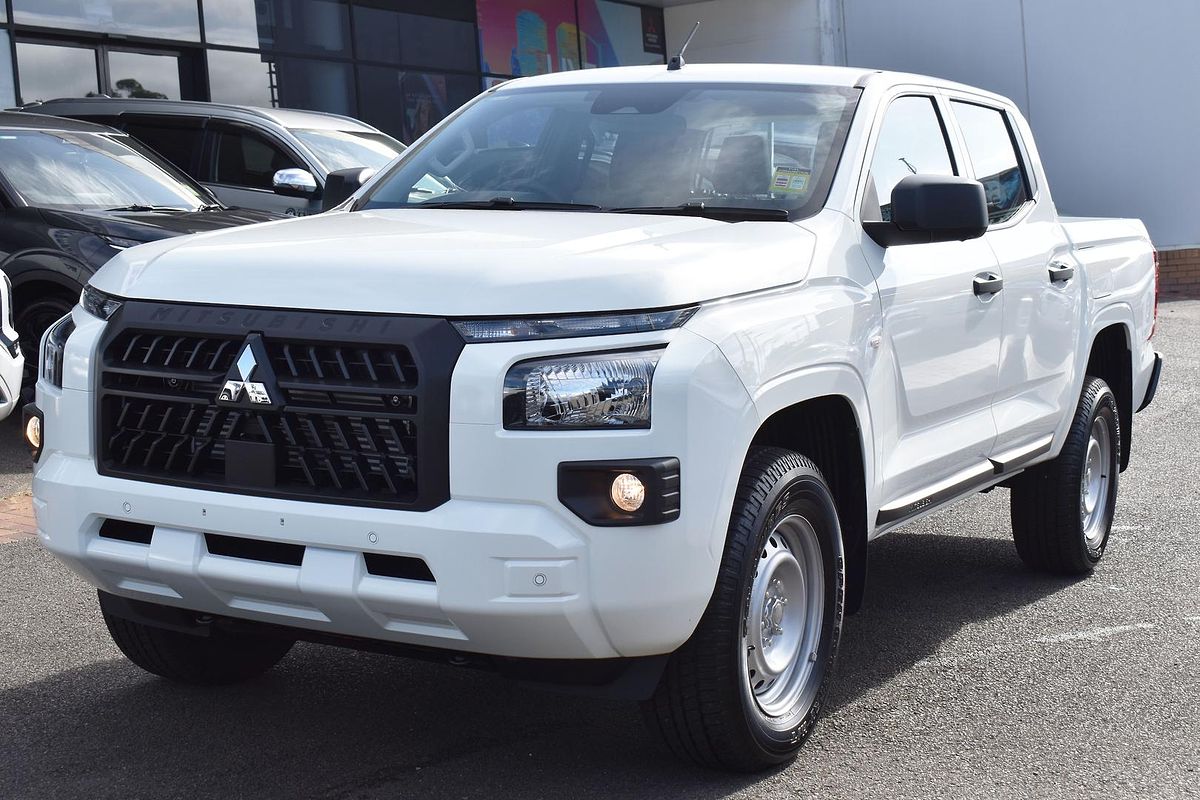 2024 Mitsubishi Triton GLX MV 4X4