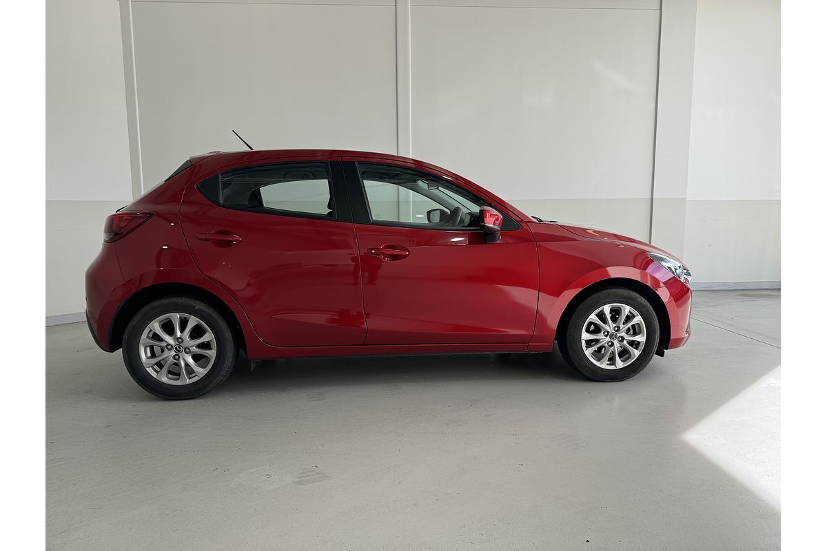 2017 Mazda 2 Maxx DJ Series