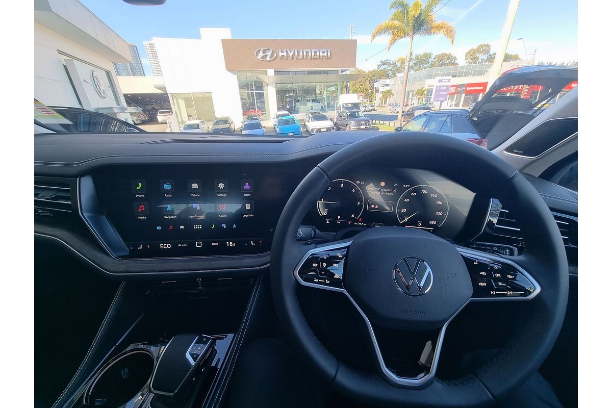 2024 Volkswagen Touareg 210TDI Elegance RC