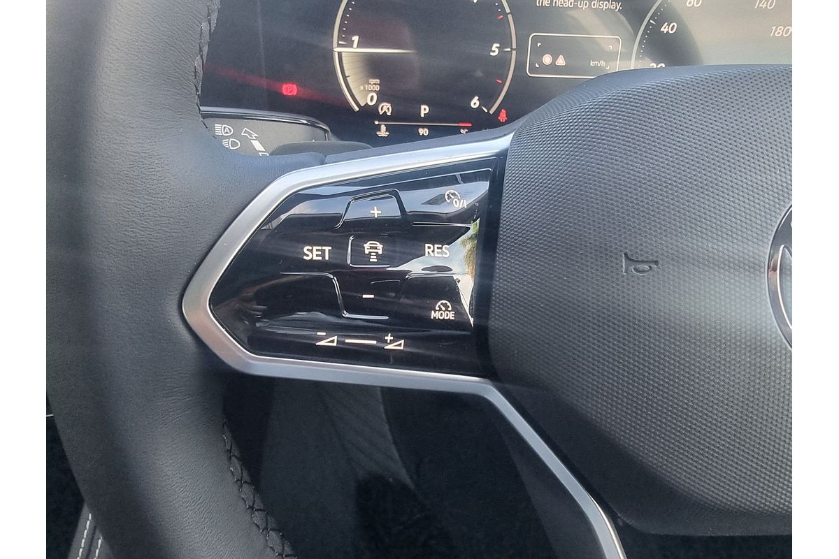 2024 Volkswagen Touareg 210TDI Elegance RC