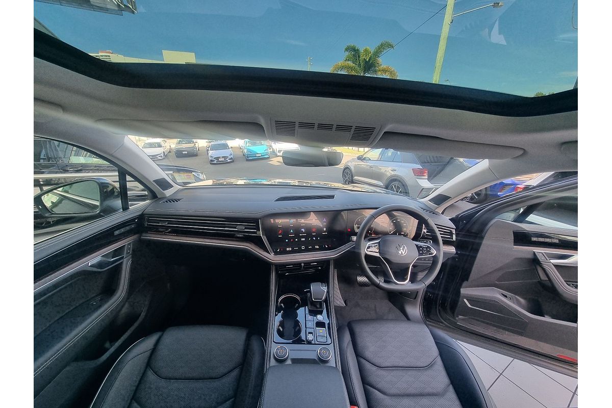 2024 Volkswagen Touareg 210TDI Elegance RC