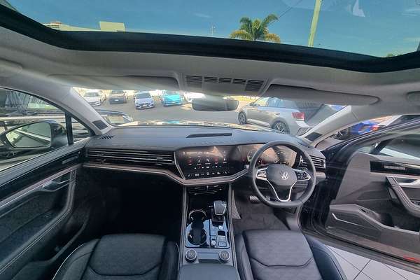 2024 Volkswagen Touareg 210TDI Elegance RC