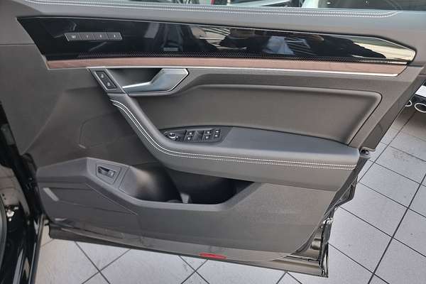 2024 Volkswagen Touareg 210TDI Elegance RC