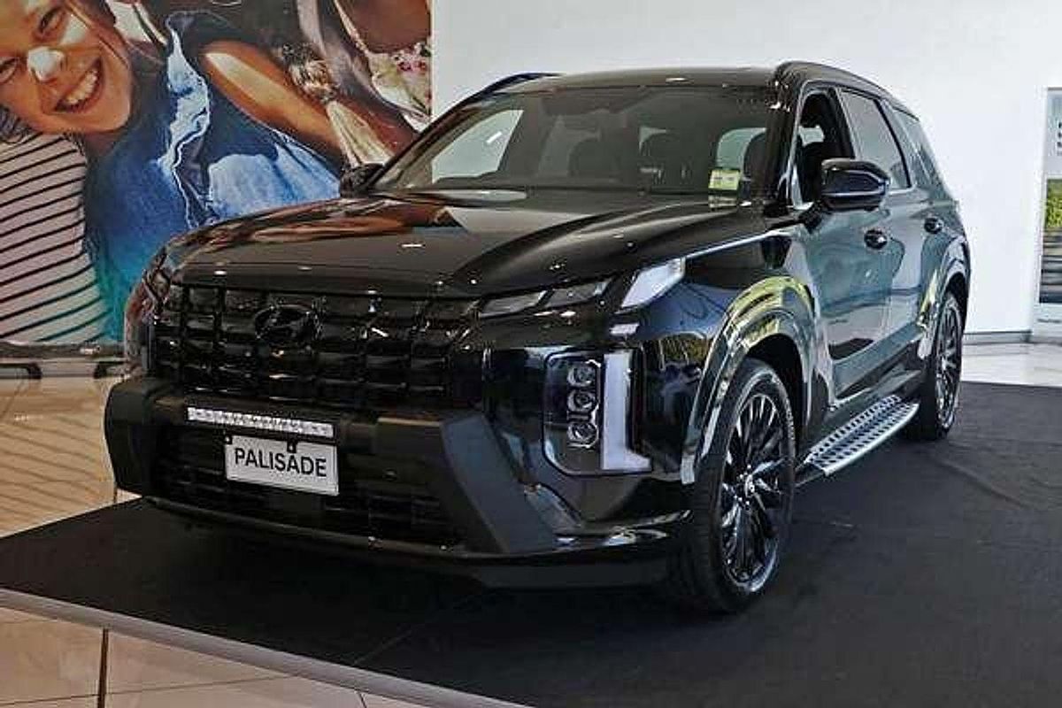 2024 Hyundai Palisade Calligraphy Black Ink LX2.V4