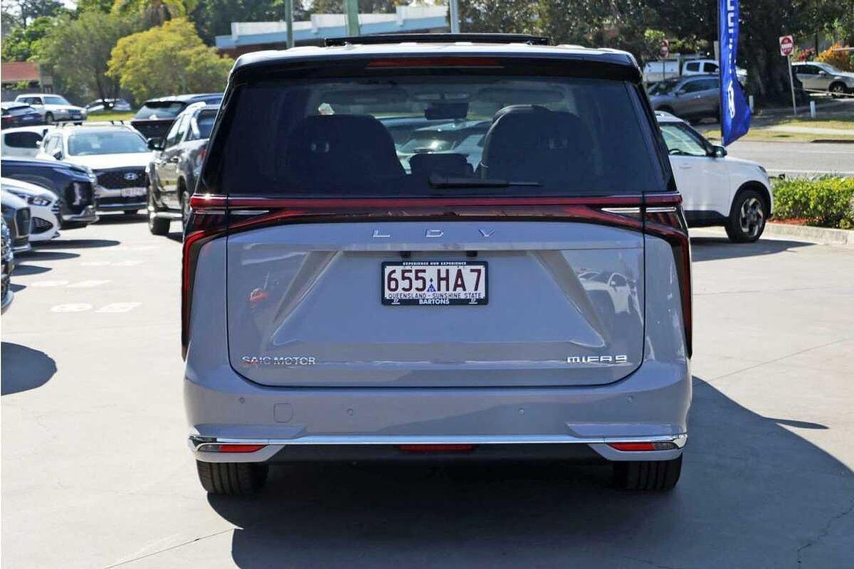 2023 LDV MIFA 9 Luxe