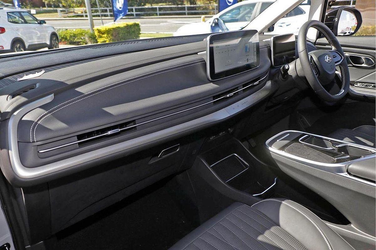 2023 LDV MIFA 9 Luxe