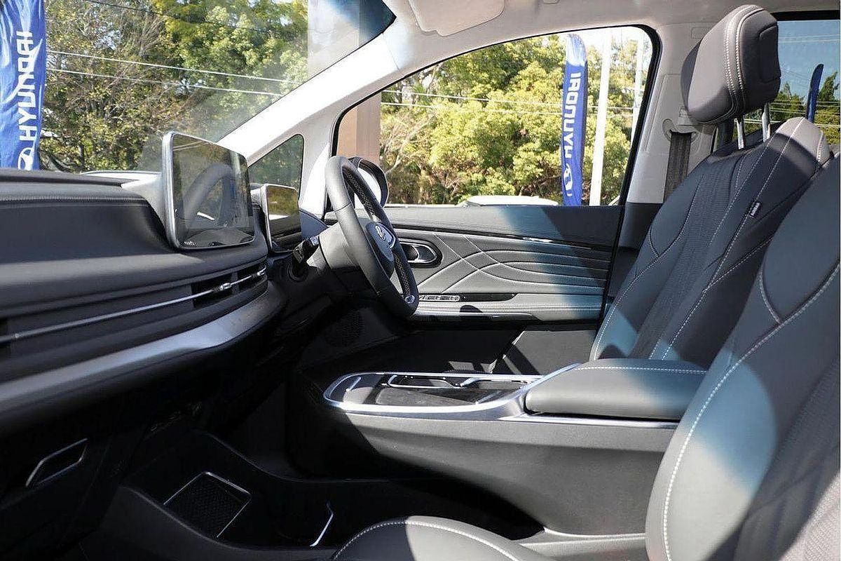 2023 LDV MIFA 9 Luxe