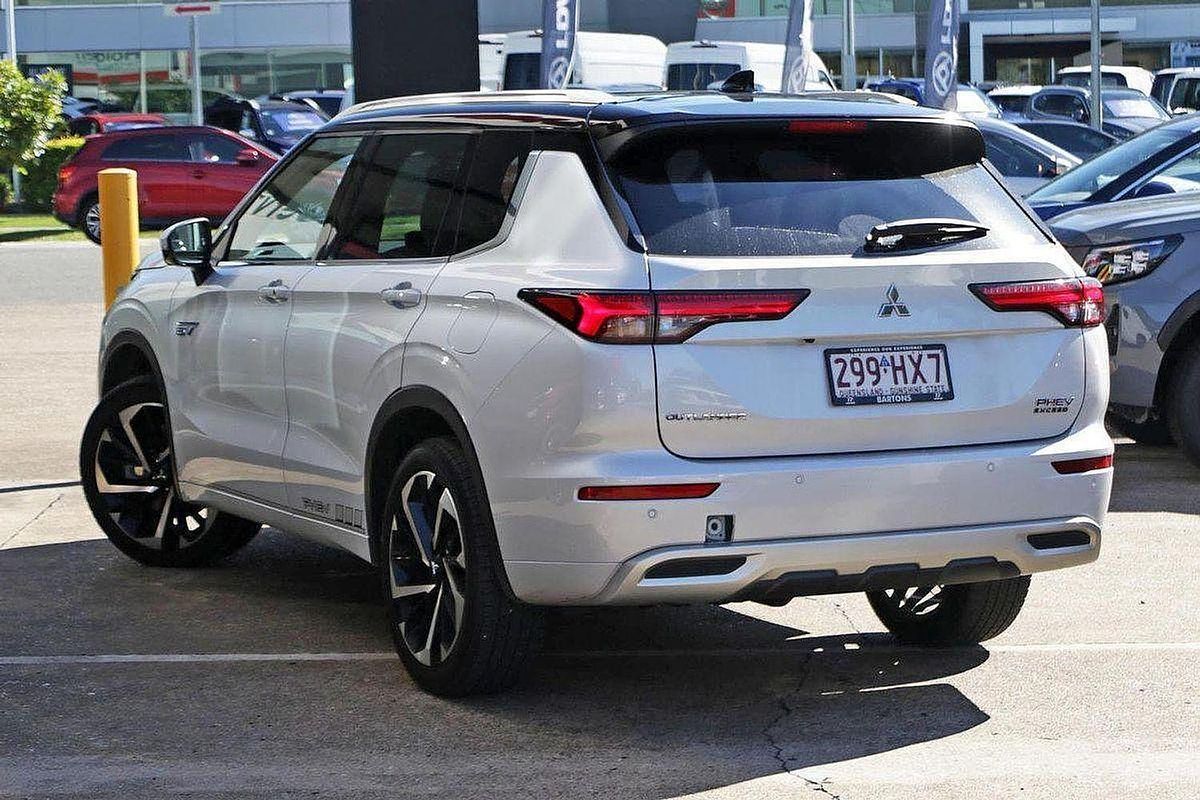2023 Mitsubishi Outlander PHEV Exceed Tourer ZM