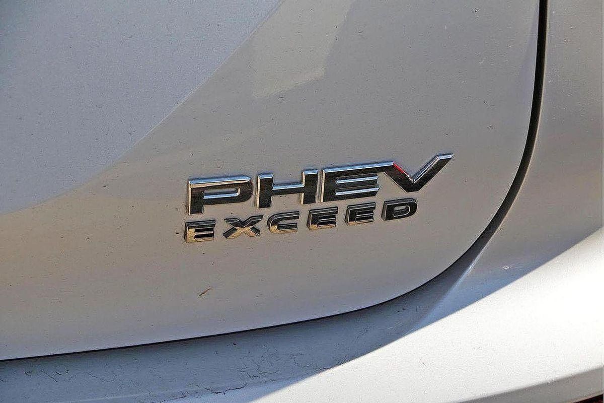 2023 Mitsubishi Outlander PHEV Exceed Tourer ZM