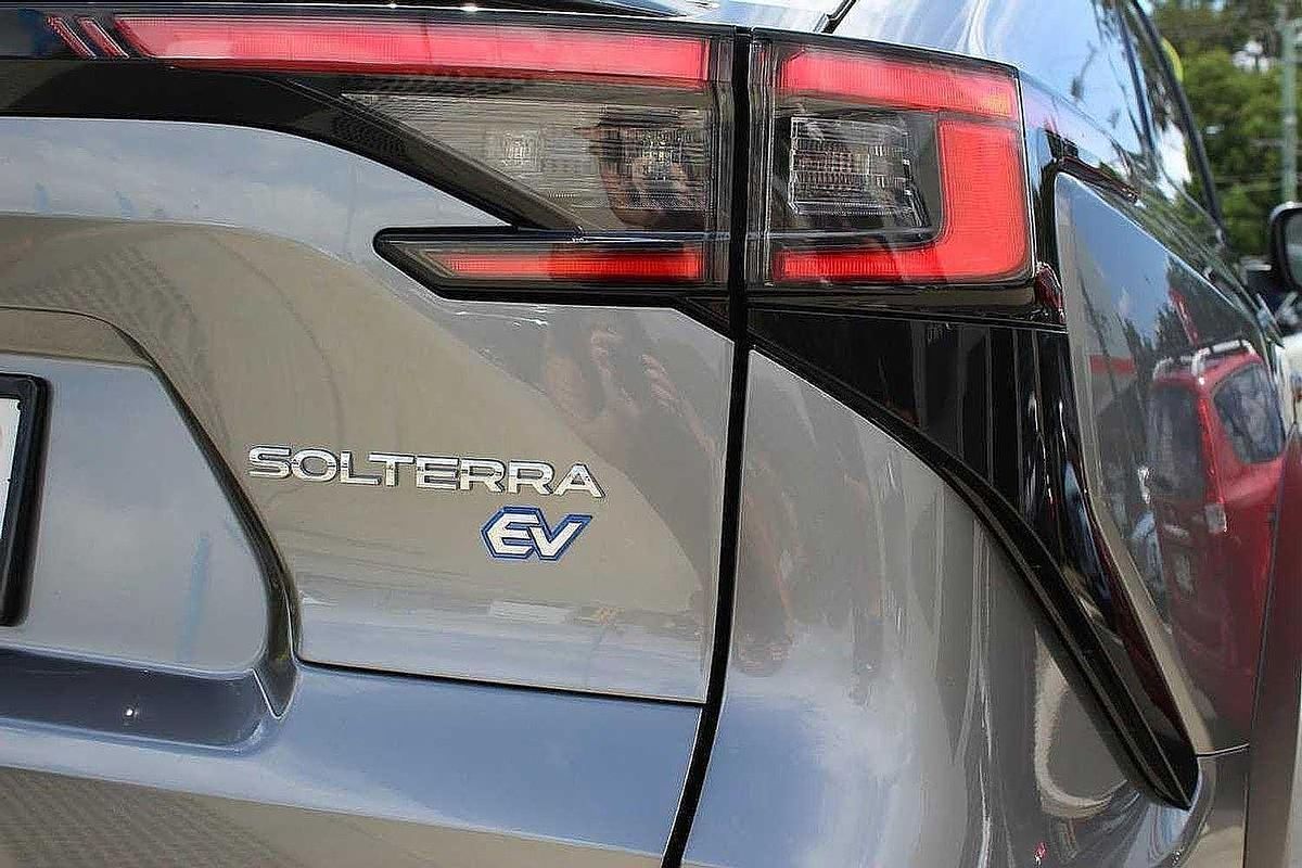 2024 Subaru Solterra AWD Touring E1-1