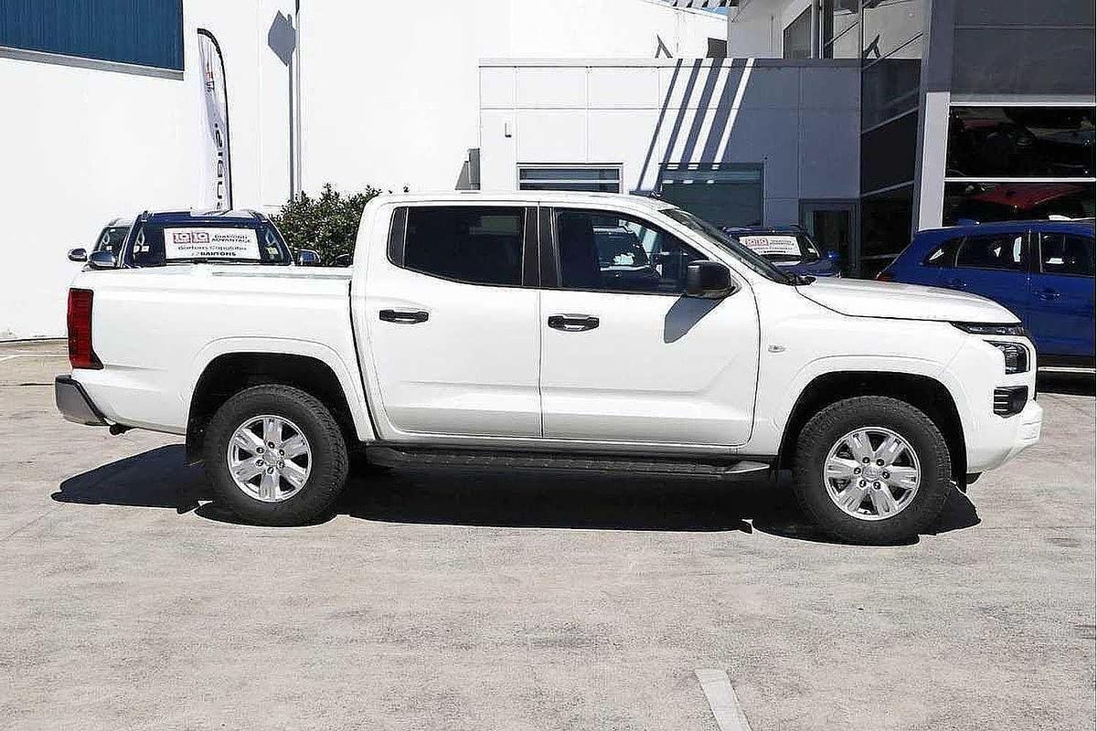 2024 Mitsubishi Triton GLX+ MV 4X4