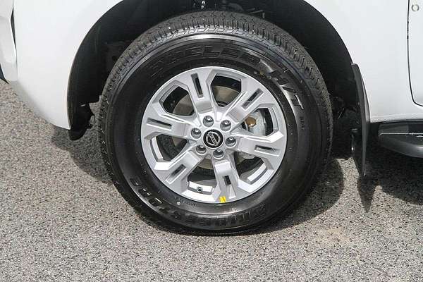 2024 Nissan Navara ST D23 4X4