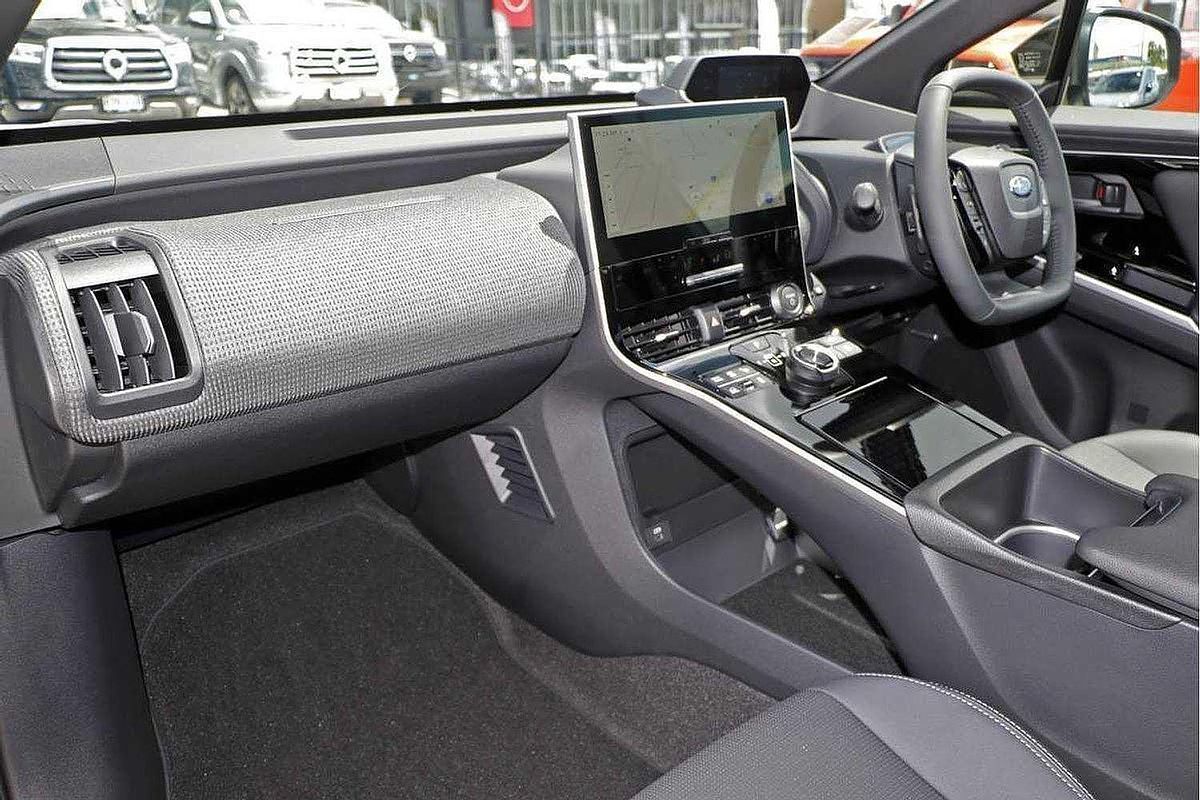 2024 Subaru Solterra AWD Touring E1-1
