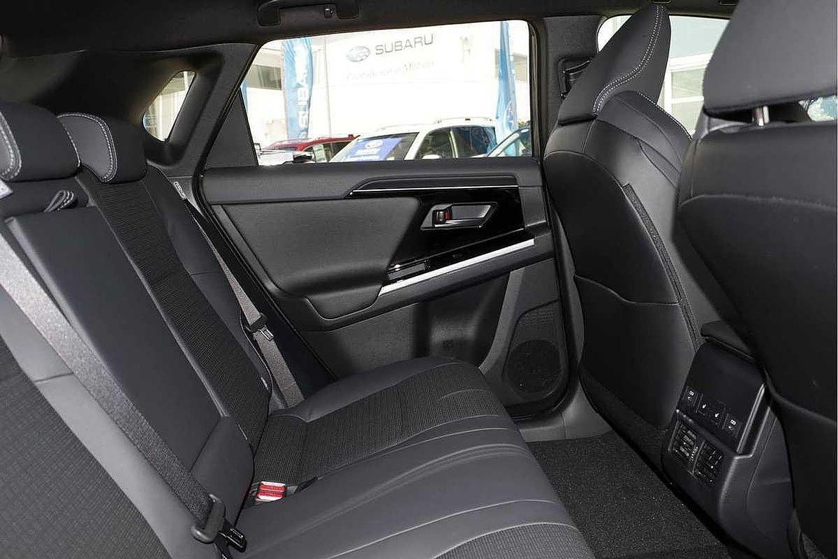 2024 Subaru Solterra AWD Touring E1-1