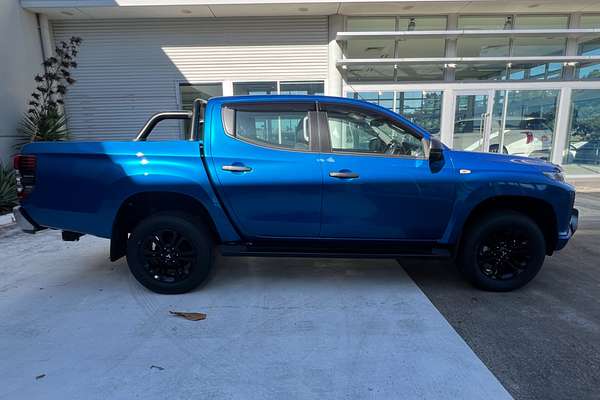 2023 Mitsubishi Triton GLX+ MR 4X4