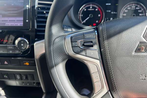 2023 Mitsubishi Triton GLX+ MR 4X4