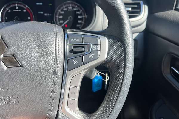 2023 Mitsubishi Triton GLX+ MR 4X4