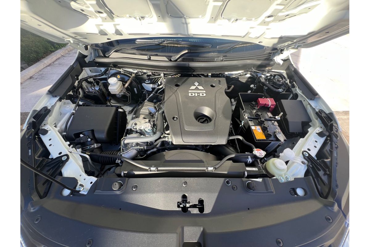 2023 Mitsubishi Triton GSR MR 4X4