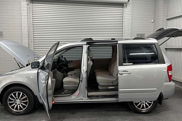 2009 Kia Carnival EXE VQ