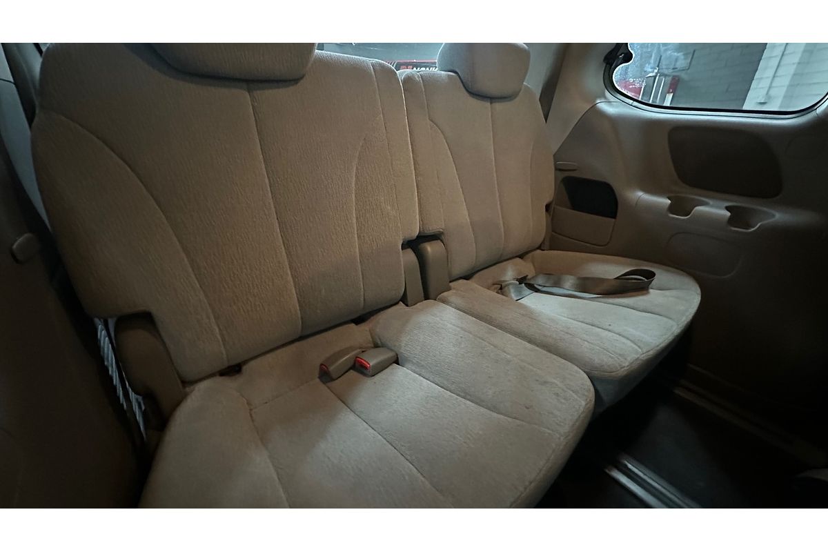 2009 Kia Carnival EXE VQ