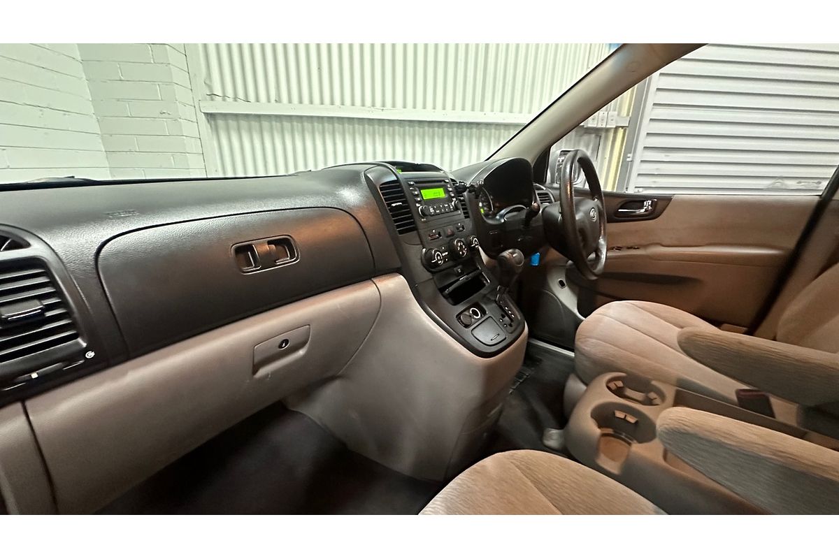2009 Kia Carnival EXE VQ