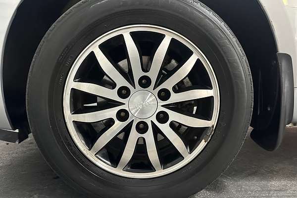 2009 Kia Carnival EXE VQ