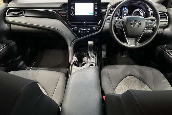 2024 Toyota Camry Ascent AXVH70R