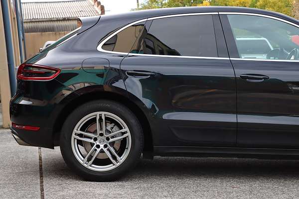 2014 Porsche Macan S 95B