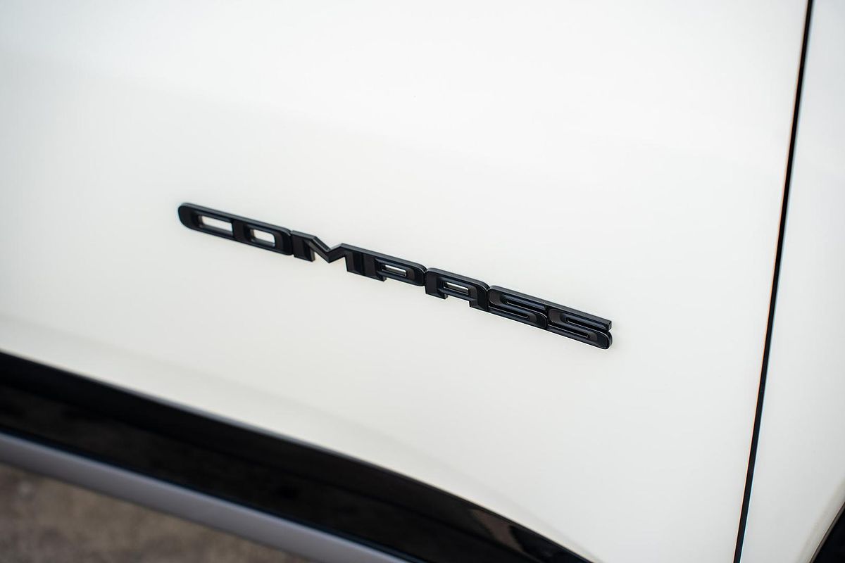 2024 Jeep Compass Summit e-Hybrid MV