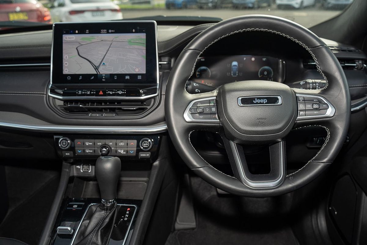 2022 Jeep Compass S-Limited M6