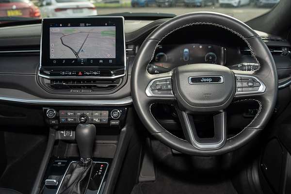 2022 Jeep Compass S-Limited M6