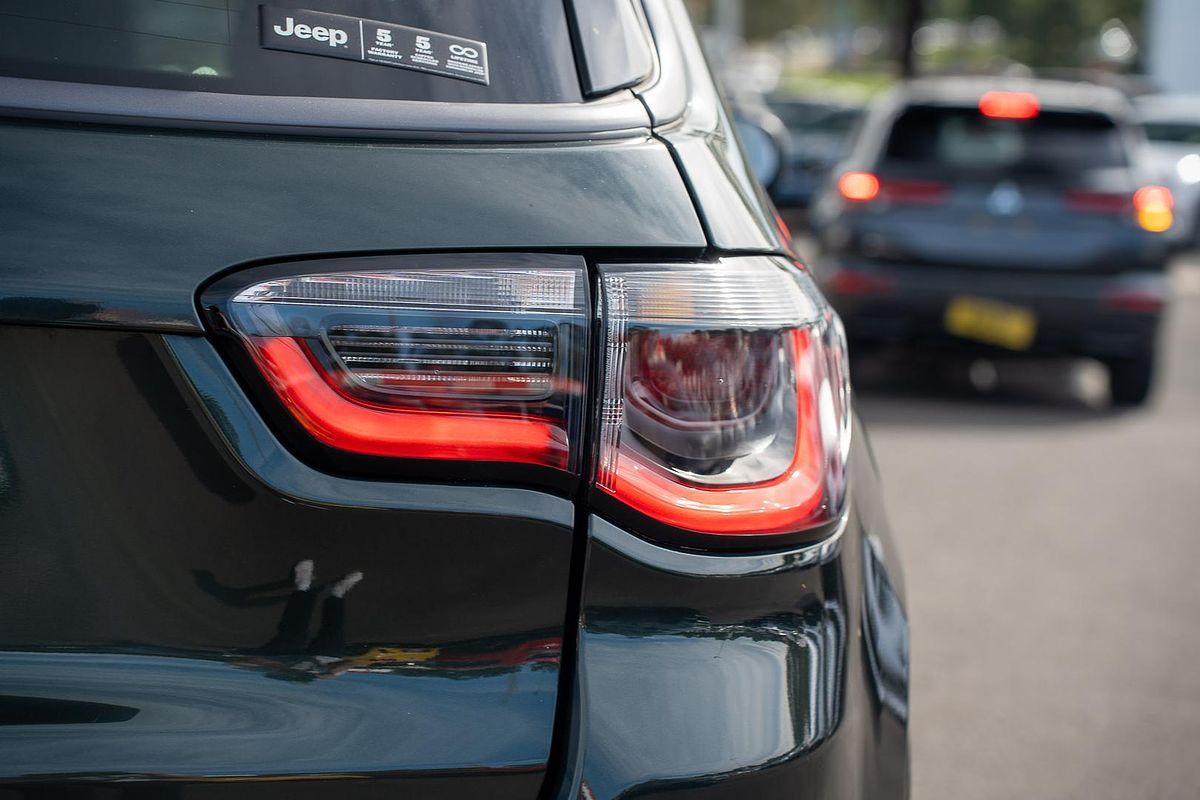 2022 Jeep Compass S-Limited M6