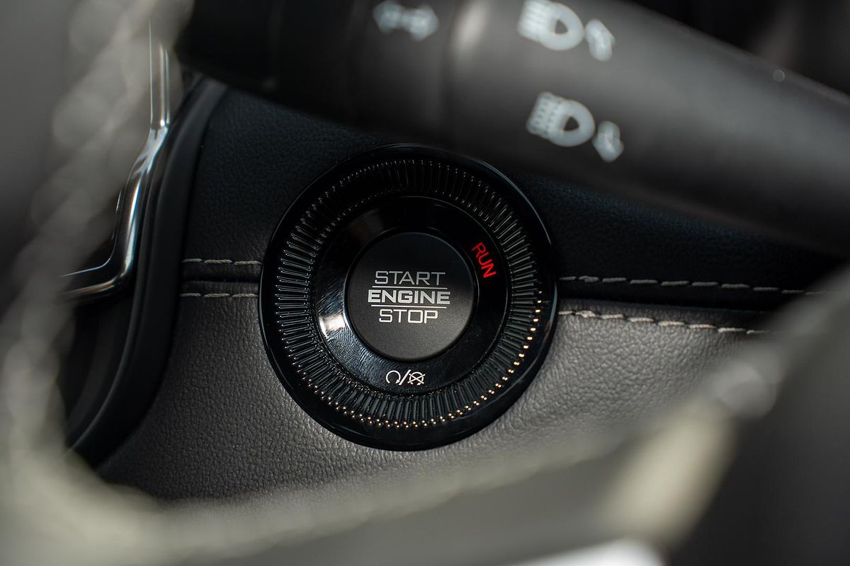 2022 Jeep Compass S-Limited M6