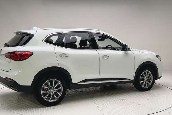 2022 MG HS Vibe SAS23