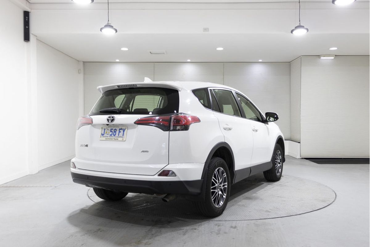 2017 Toyota RAV4 GX ALA49R