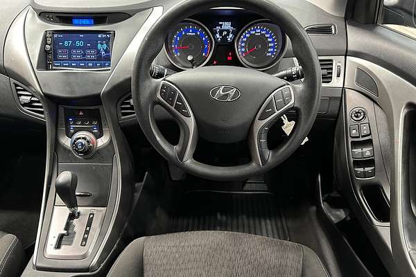 2013 Hyundai Elantra Active MD2