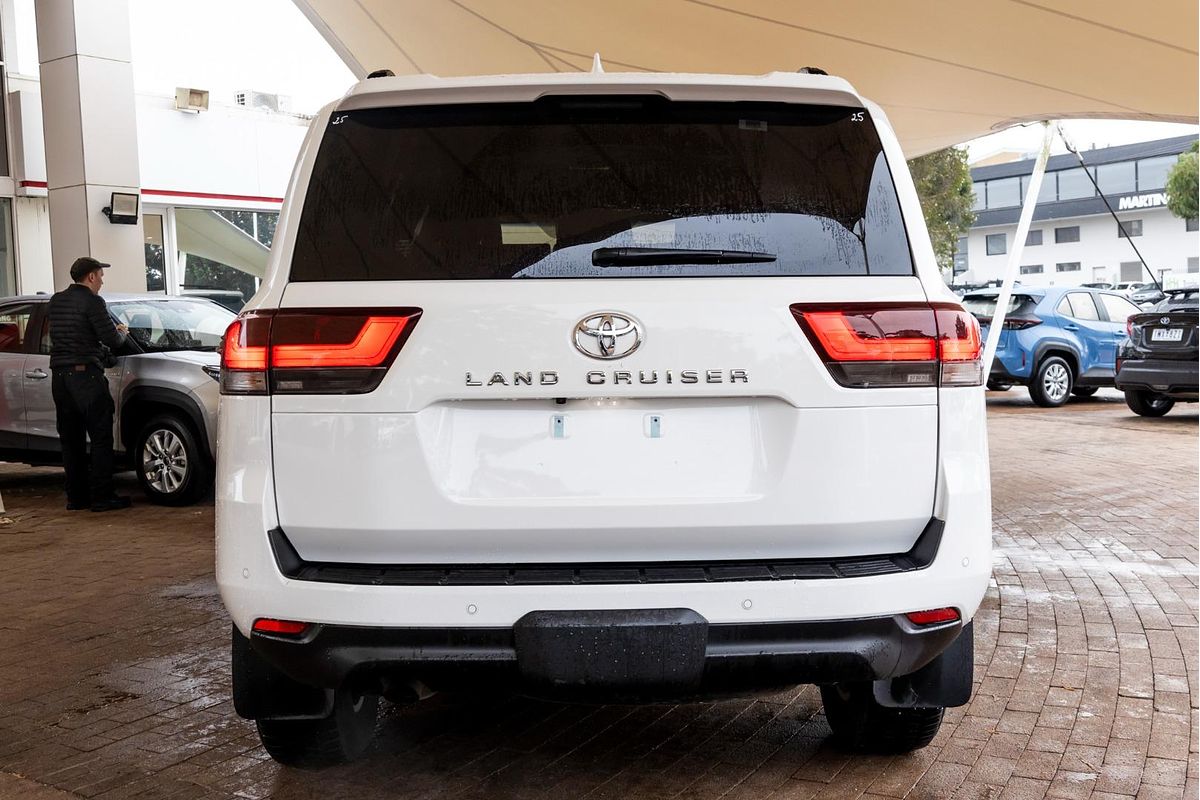 2023 Toyota Landcruiser GXL FJA300R