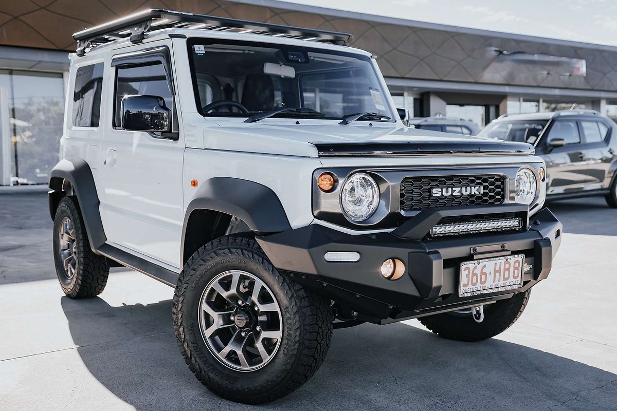 2023 Suzuki Jimny GLX GJ