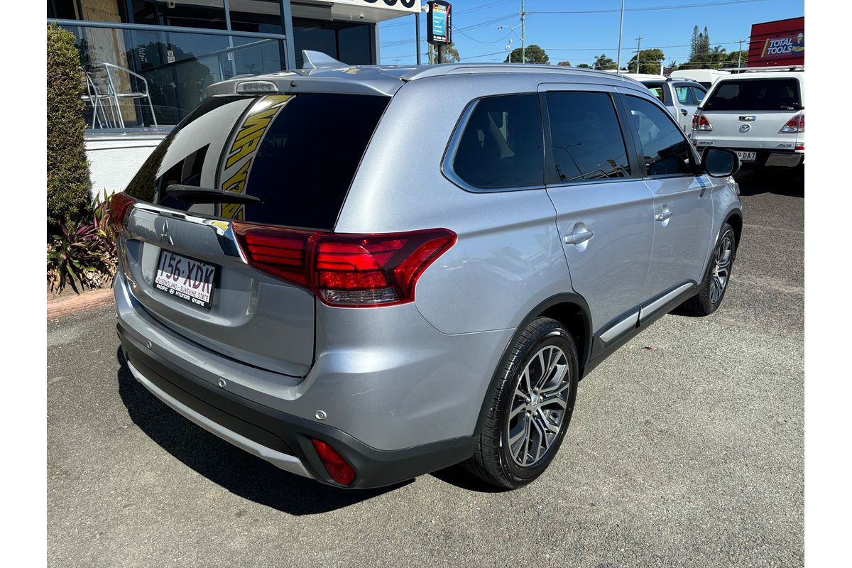 2016 Mitsubishi Outlander LS Safety Pack ZK