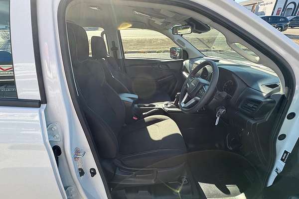 2023 Isuzu D-MAX SX 4X4