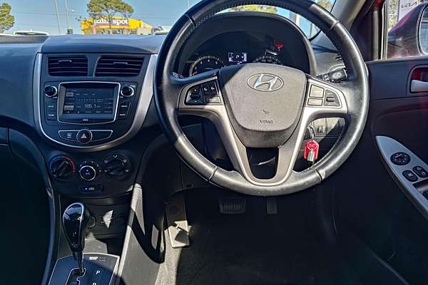 2019 Hyundai Accent Sport RB6