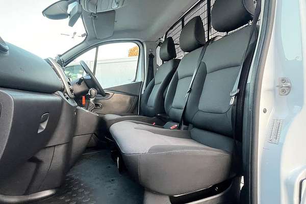 2020 Mitsubishi Express GLX SN SWB
